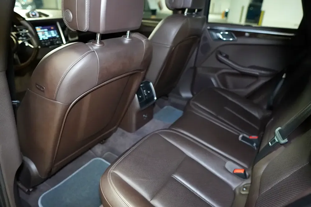 2015 Porsche Macan S | Full Options | GCC Specs - Image 10