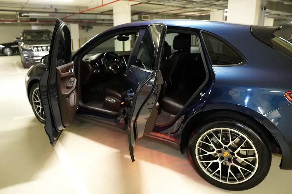 2015 Porsche Macan S | Full Options | GCC Specs - Image 12