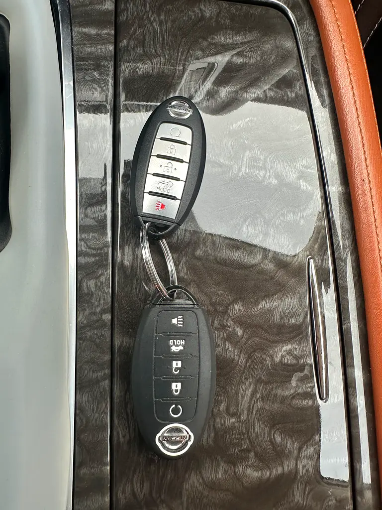 Nissan Patrol Platinum 2020, GCC Specs car perfect condition inside and outside full option full se - Image 16