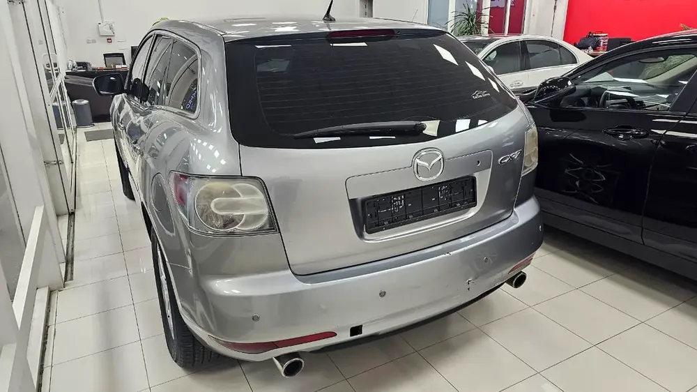 Mazda CX-7 Touring 2011 - GCC Specs - Well Maintained - Image 14