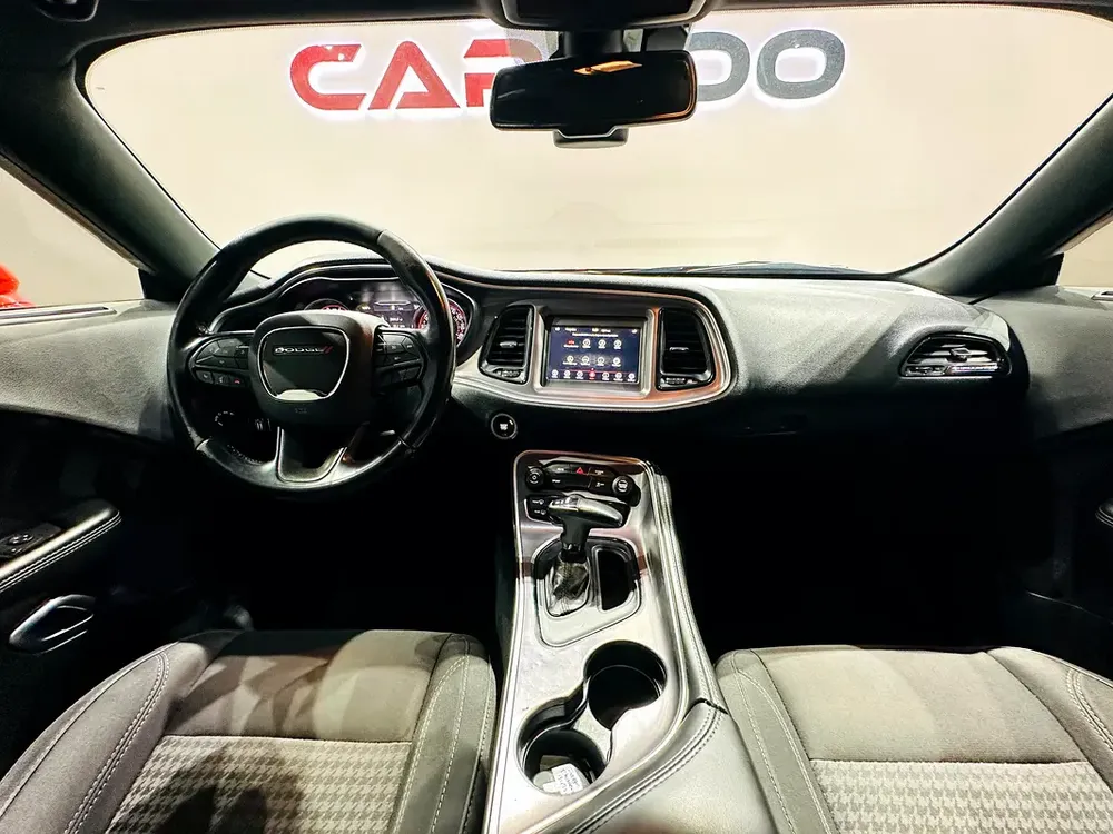 Dodge Challenger 2019/Original Airbag/Warranty - Image 13