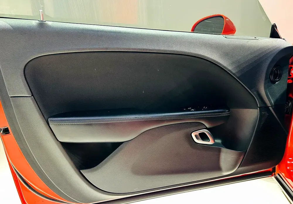 Dodge Challenger 2019/Original Airbag/Warranty - Image 16