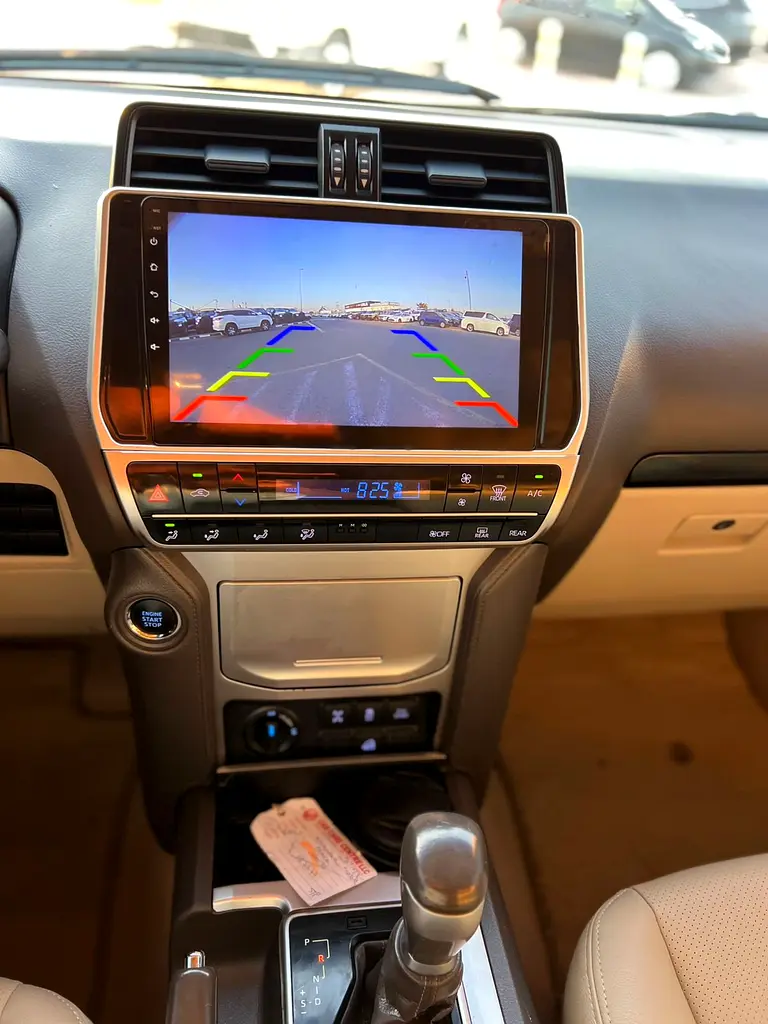 2019 Toyota Prado TXL 4.0L V6 Full Option - AWD 4x4  GCC Electric Seat - Rear CAM & Sensors Cool - Image 17