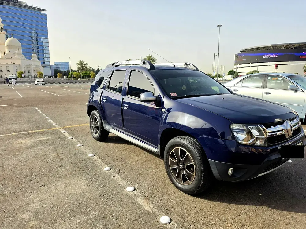Renault Duster 2017 SE 4WD | GCC Specs | Single Owner | Well Maintained | Agency Maintained - Image 4