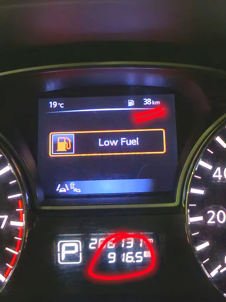 Full option Altima 2015 SV - Image 13