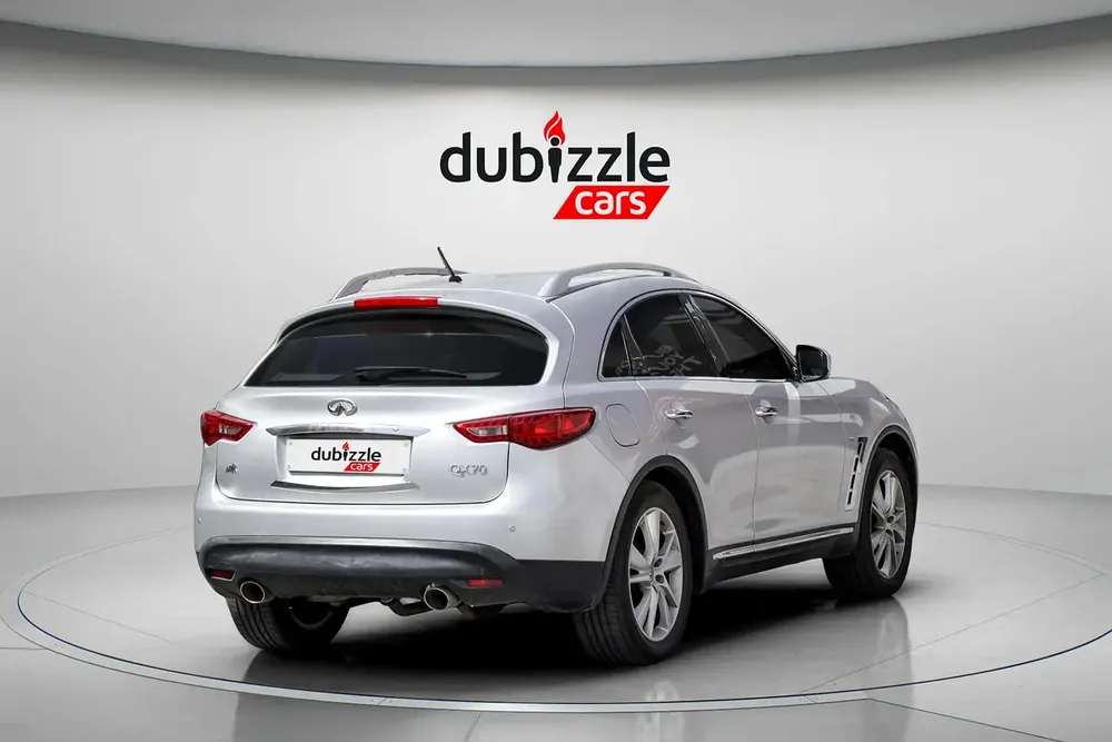 AED 1049/month | 2020 Infiniti QX70  | GCC Specs | Ref#431807 - Image 6