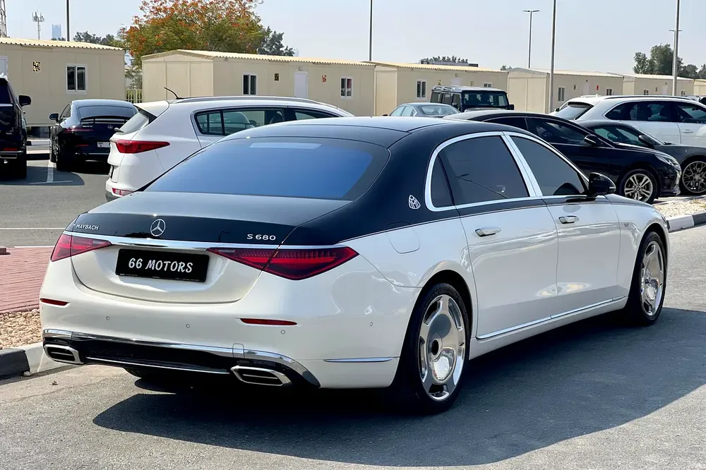 2022 Mercedes-Maybach S-Class S 680 GCC Specs in Dual Tone Color - Image 5