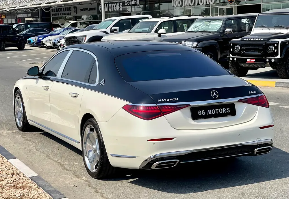2022 Mercedes-Maybach S-Class S 680 GCC Specs in Dual Tone Color - Image 6