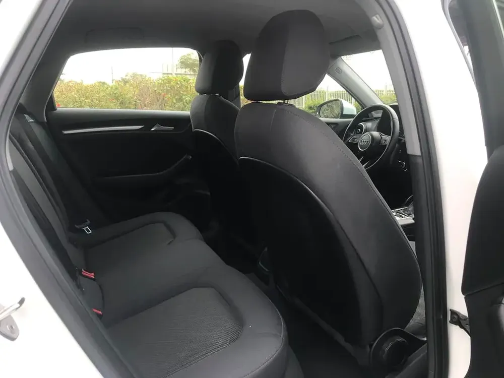 AUDI A3 GCC IMMACULATE CONDITION FULL SERVICE HISTORY - Image 13