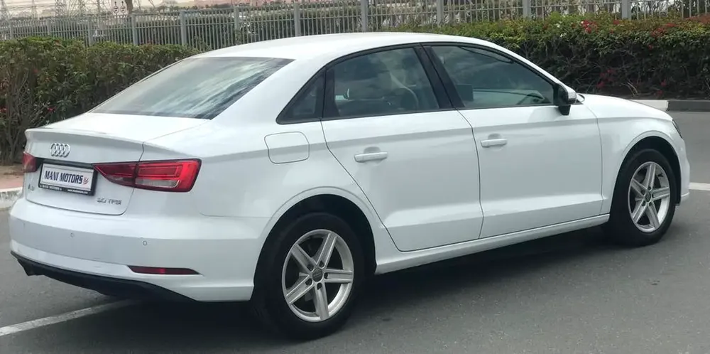 AUDI A3 GCC IMMACULATE CONDITION FULL SERVICE HISTORY - Image 4