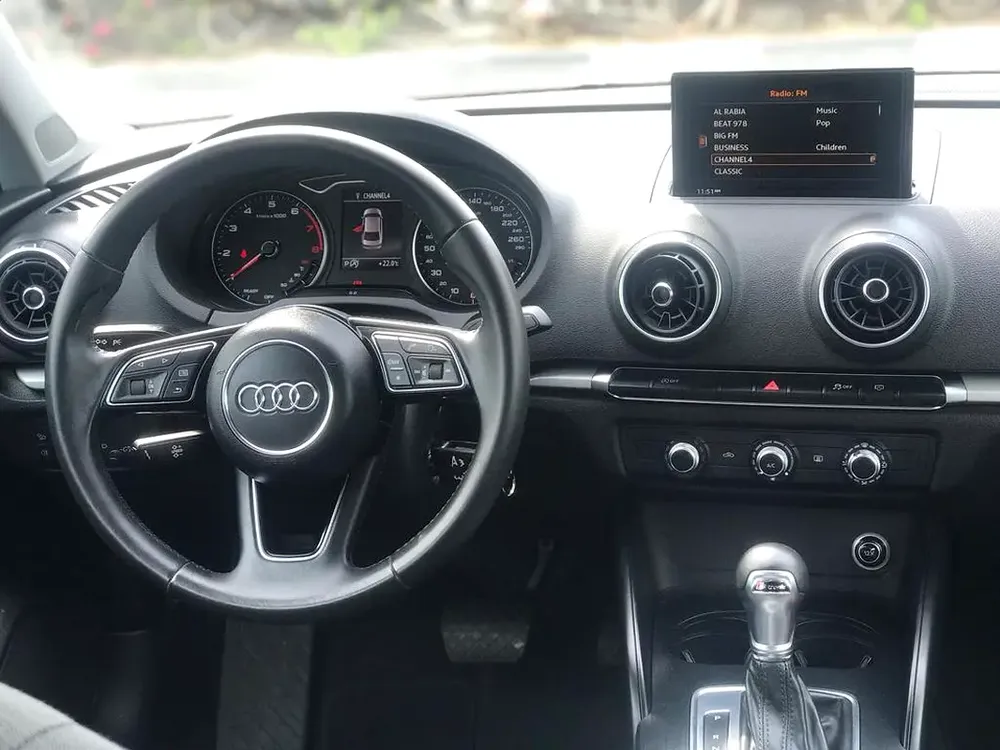 AUDI A3 GCC IMMACULATE CONDITION FULL SERVICE HISTORY - Image 8