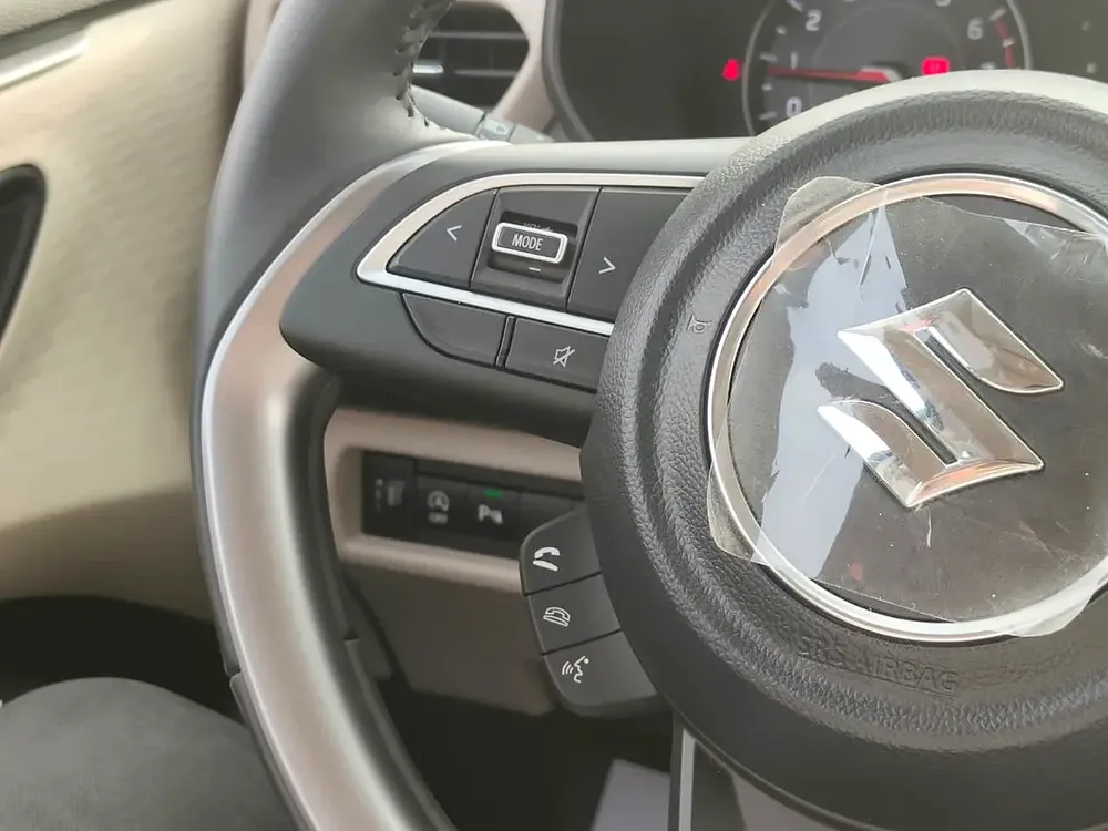 SUZUKI DZIRE 1.2 HYBRID 2025 - Image 16
