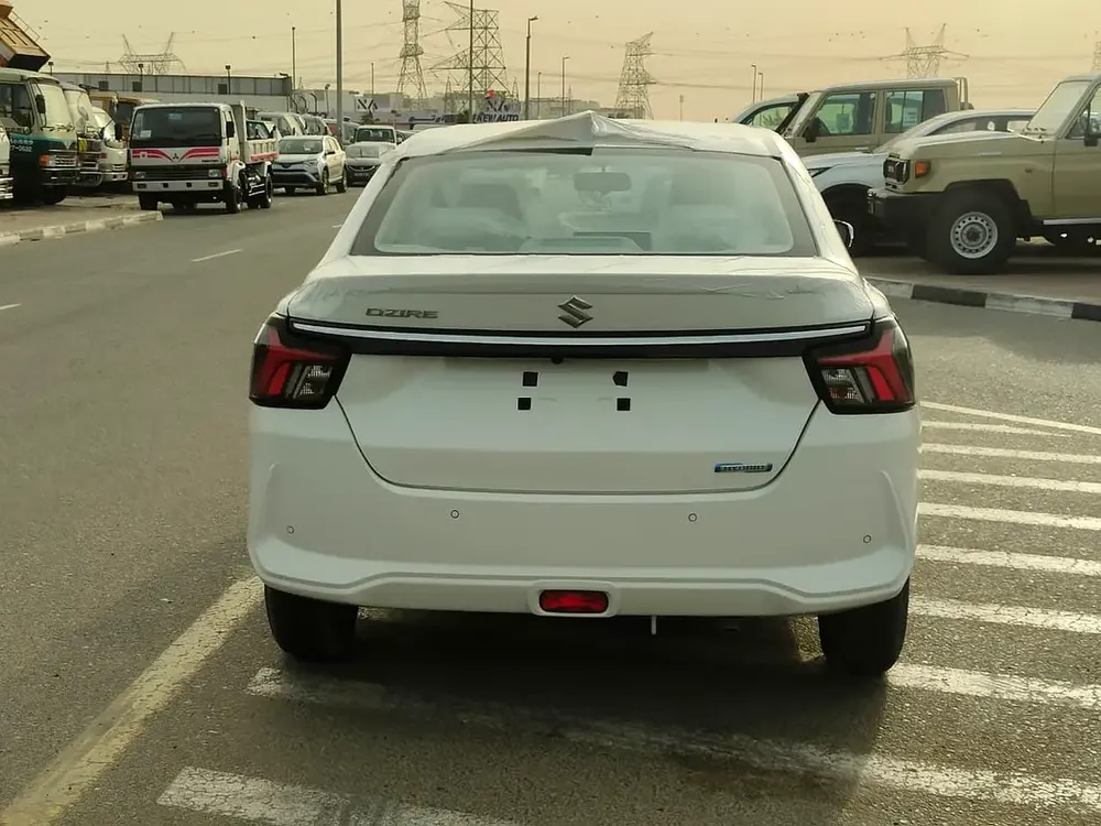 SUZUKI DZIRE 1.2 HYBRID 2025 - Image 5