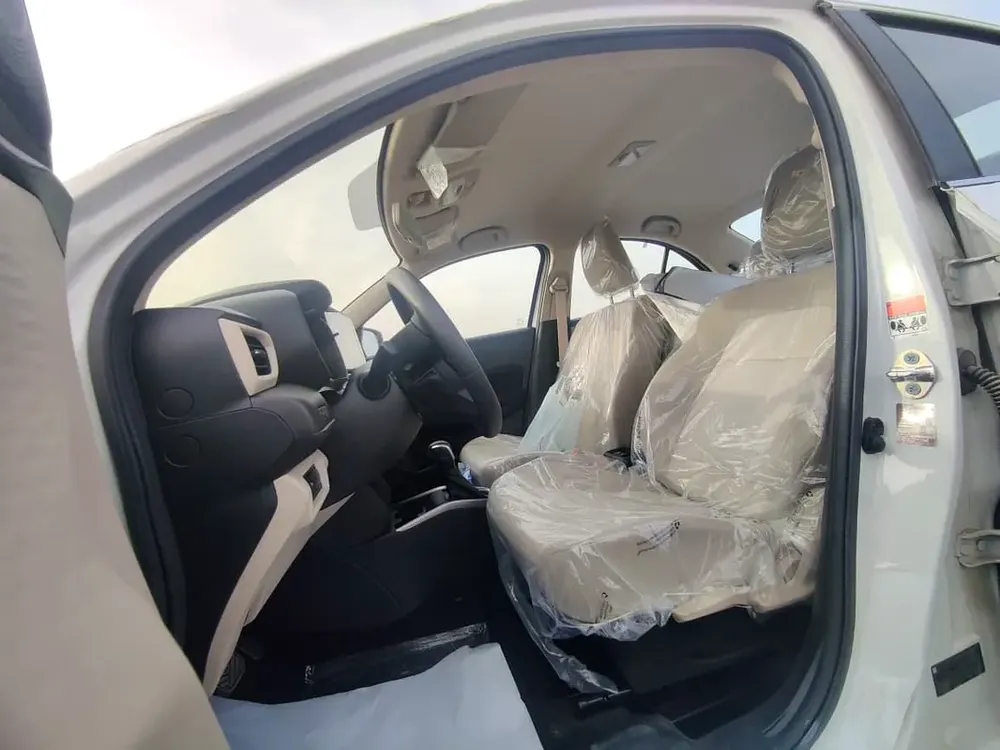 SUZUKI DZIRE 1.2 HYBRID 2025 - Image 8
