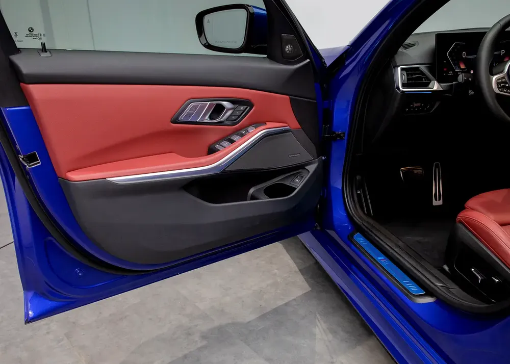 M-Sport • FDSH • BMW Warranty + Service Contract • GCC - Image 16