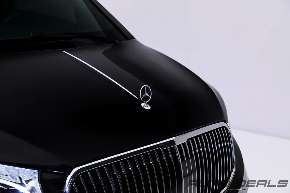 2023 Mercedes Benz Viano V 250 V line Design | GCC | Low Mileage | VIP Exclusive Interior | 2.0L i4 - Image 7