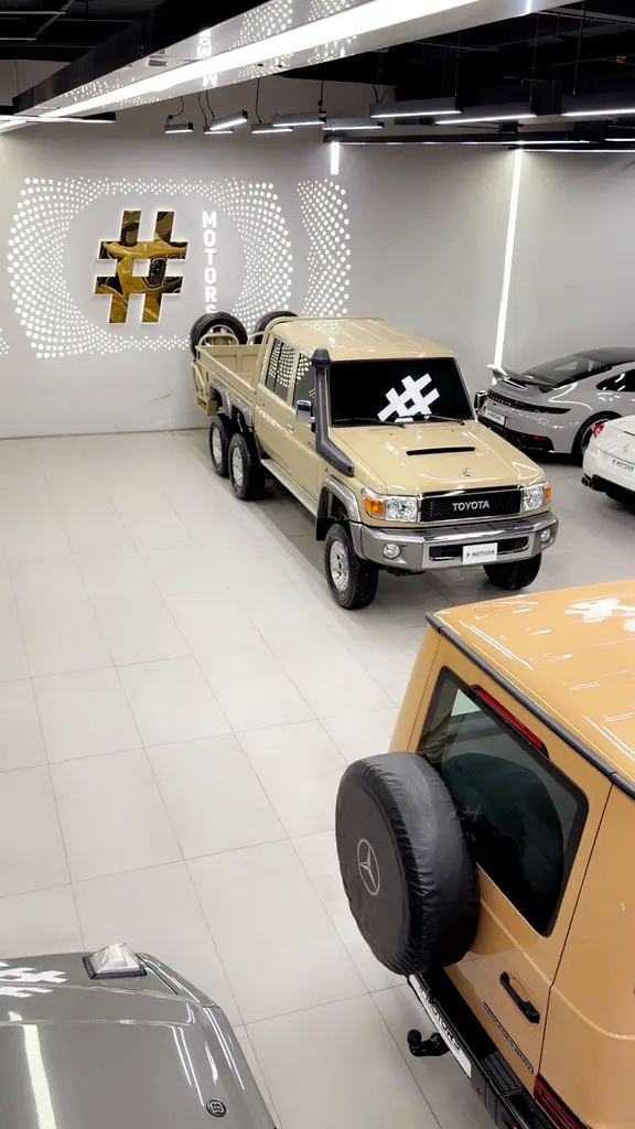 ‏ Toyota Land Cruiser 6x6 - Image 19
