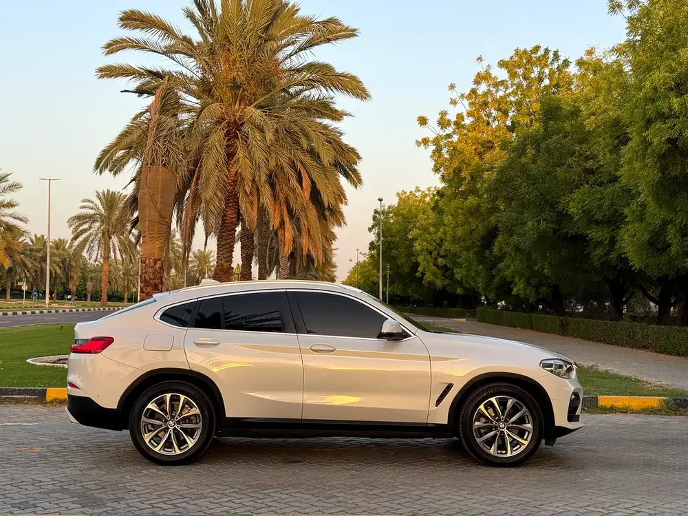 BMW X4 xDrive30i 2020 GCC Specs - Image 8