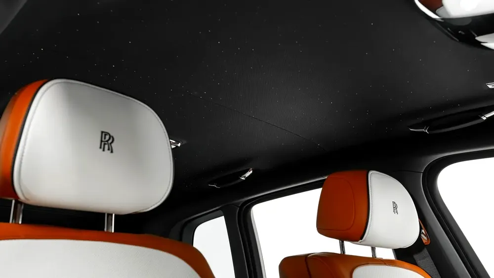 Rolls-Royce Cullinan Black Badge - 2020 - GCC Specs - Image 12