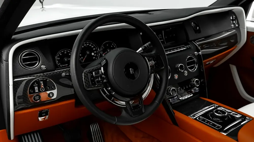Rolls-Royce Cullinan Black Badge - 2020 - GCC Specs - Image 7