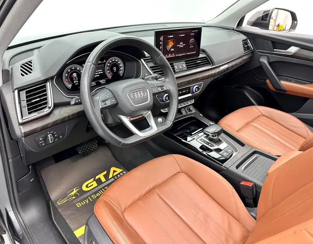 2022 Audi Q5 S-Line 45TFSI Quattro, 1 Year Warranty, Oct/2026 Audi Service Contract, GCC - Image 17