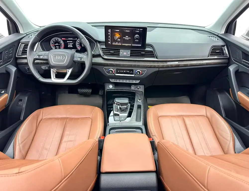 2022 Audi Q5 S-Line 45TFSI Quattro, 1 Year Warranty, Oct/2026 Audi Service Contract, GCC - Image 7