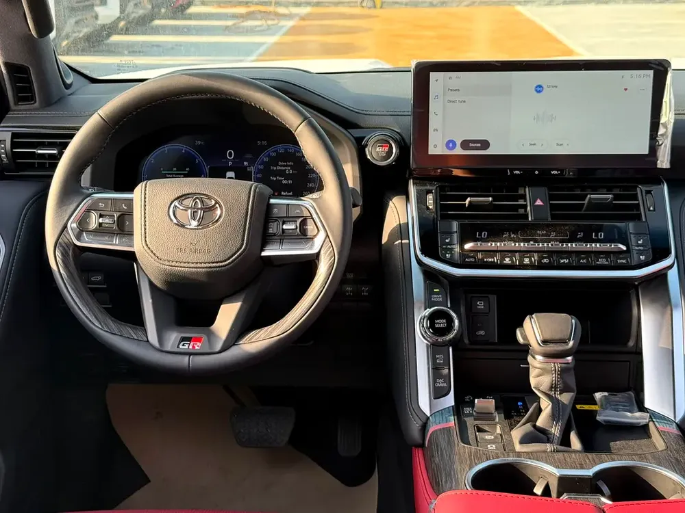 2026 Toyota Land Cruiser GR Sport - GCC Specs - Brand New! - Image 6