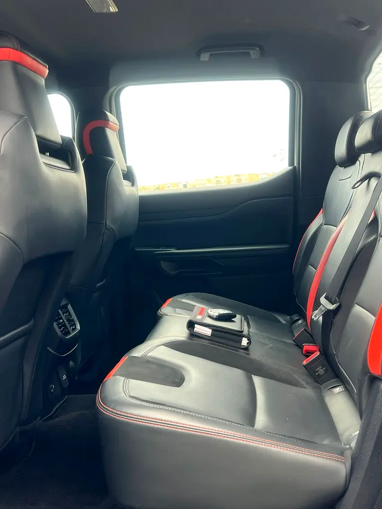 2024 FORD RANGER RAPTOR | GCC WITH AGENCY WARRANTY | ORIGINAL PAINT | 3,750 AED/MONTH - Image 16