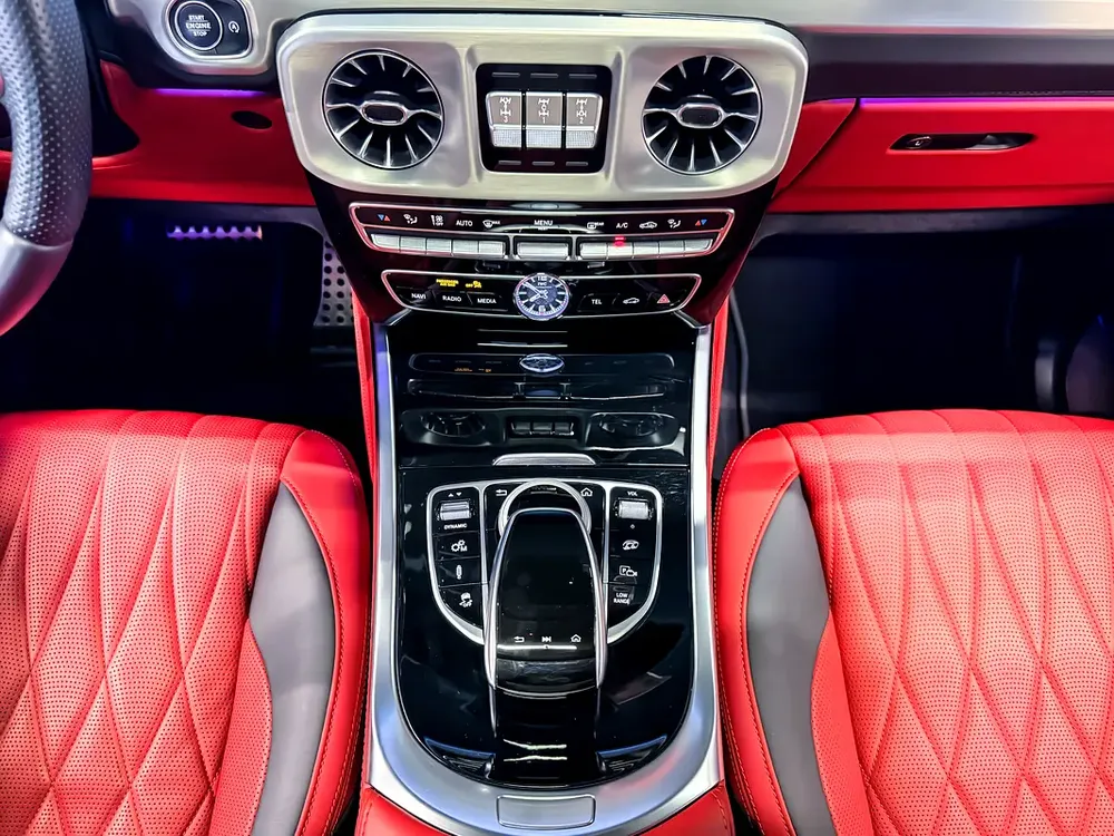 2021 MERCEDES-BENZ G63 AMG | GARGASH WARRANTY TILL 06/2028 | ORIGINAL PAINT | FULL SERVICE HISTORY - Image 16