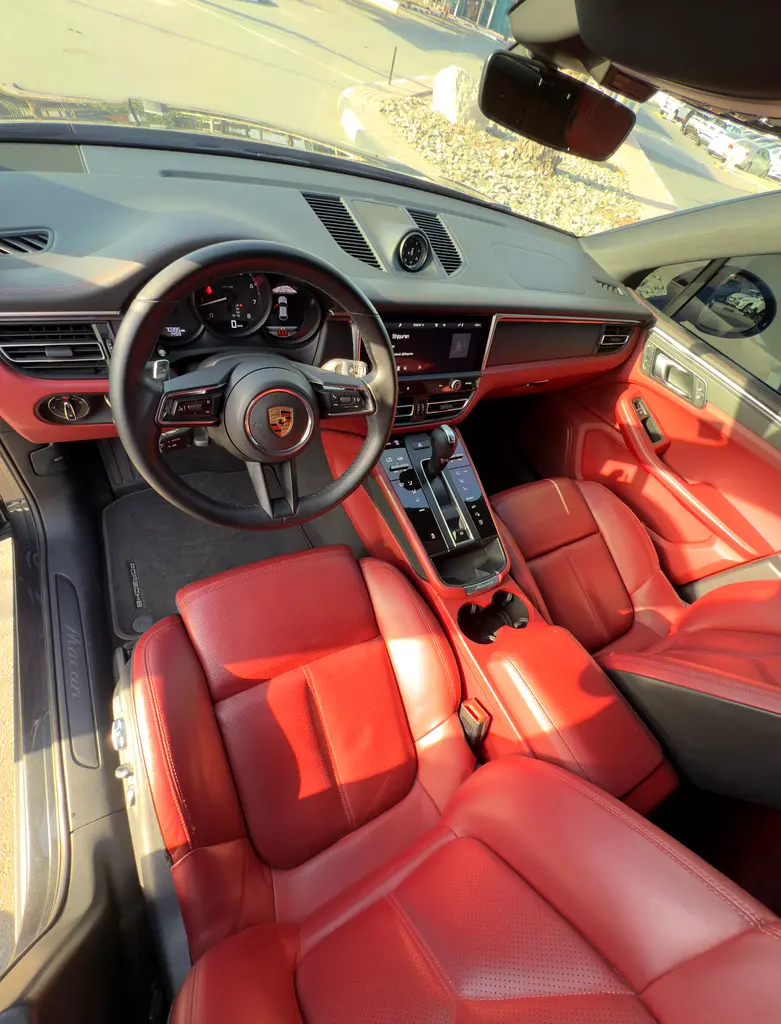 PORSCHE MACAN—ORIGINAL PAINT—ZERO ACCIDENT - Image 12