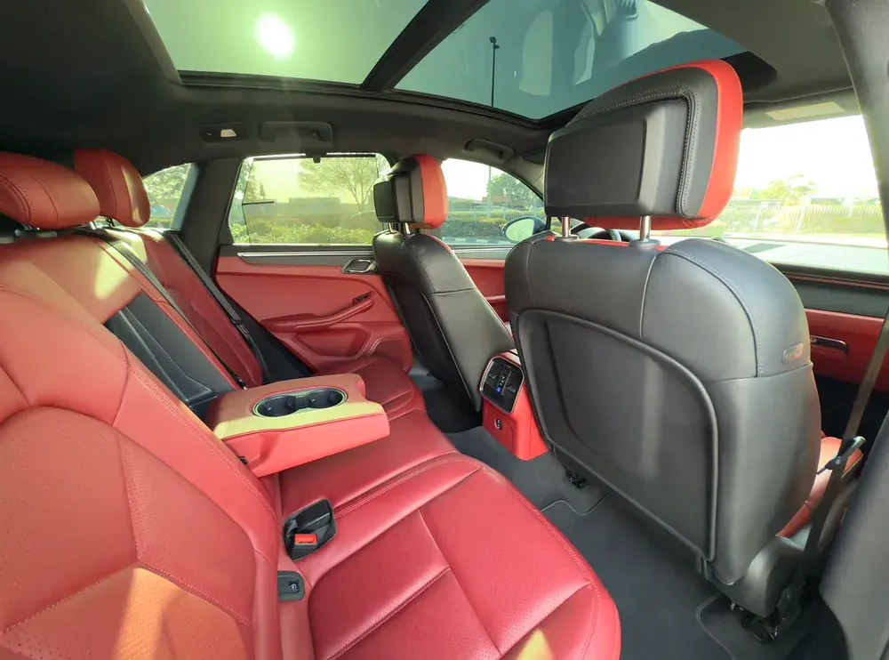 PORSCHE MACAN—ORIGINAL PAINT—ZERO ACCIDENT - Image 14