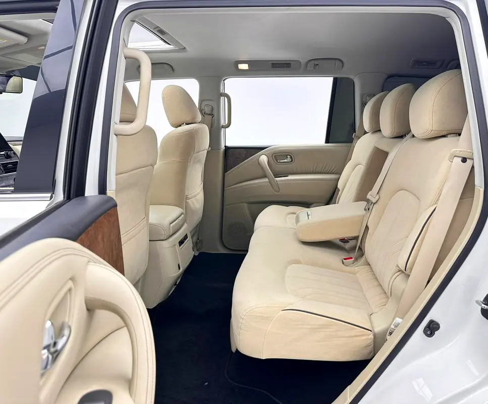 2022 Nissan Patrol SE T2, 04/2027 Nissan Warranty, Nissan Full Service History, GCC - Image 17