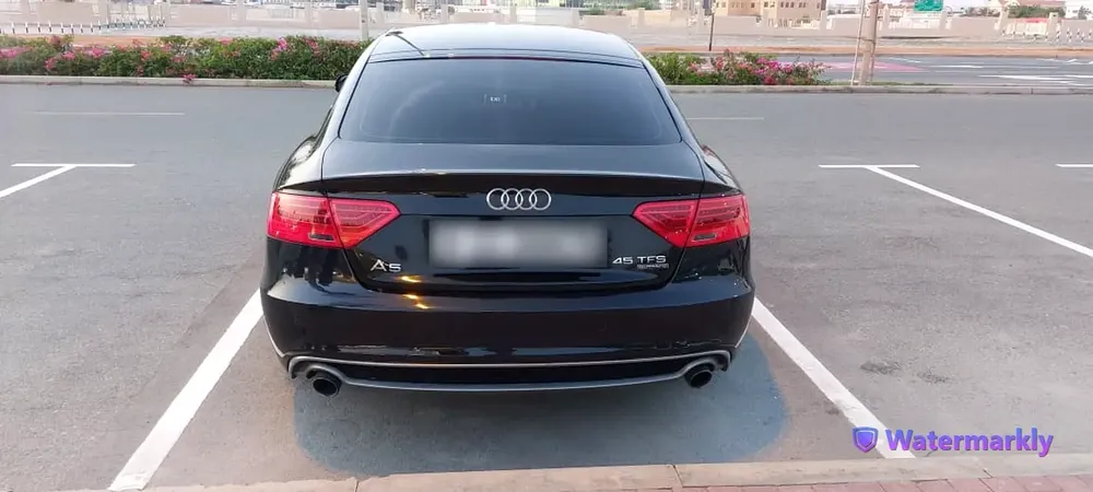 Audi A5 Sportback S Line 2.0T GCC | Lady Driven | Well Maintained - Image 5