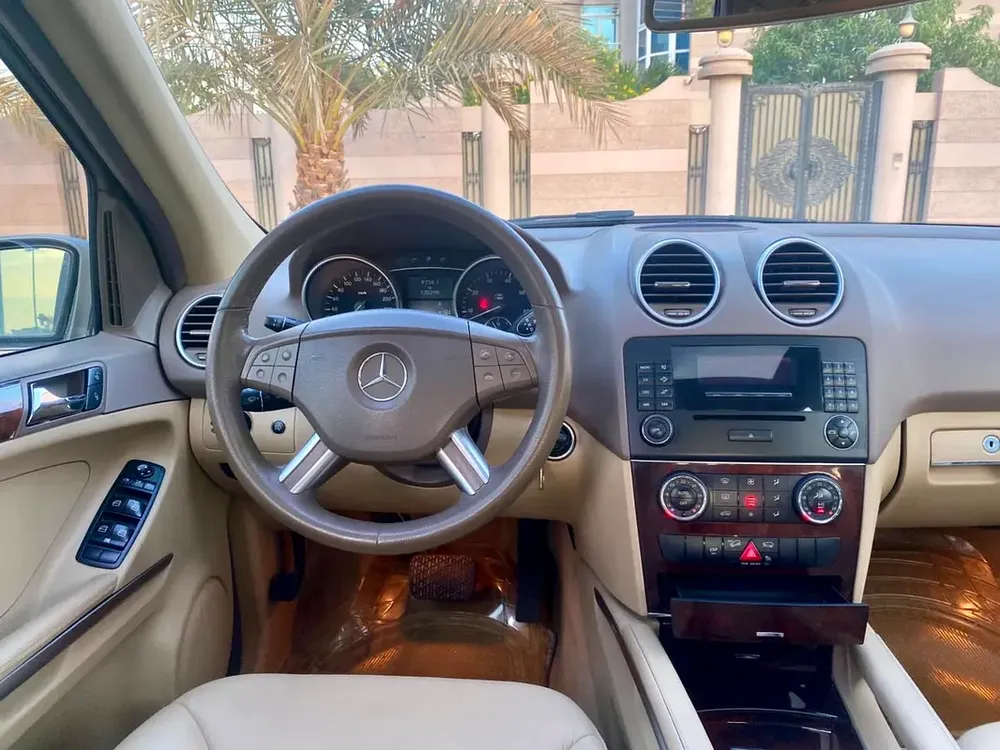 2006 MERCEDES ML-350 AMG 4MATIC  || GCC FULL AGENCY SERVICE || ORIGINAL PAINT || ONE OWNER ONLY - Image 12