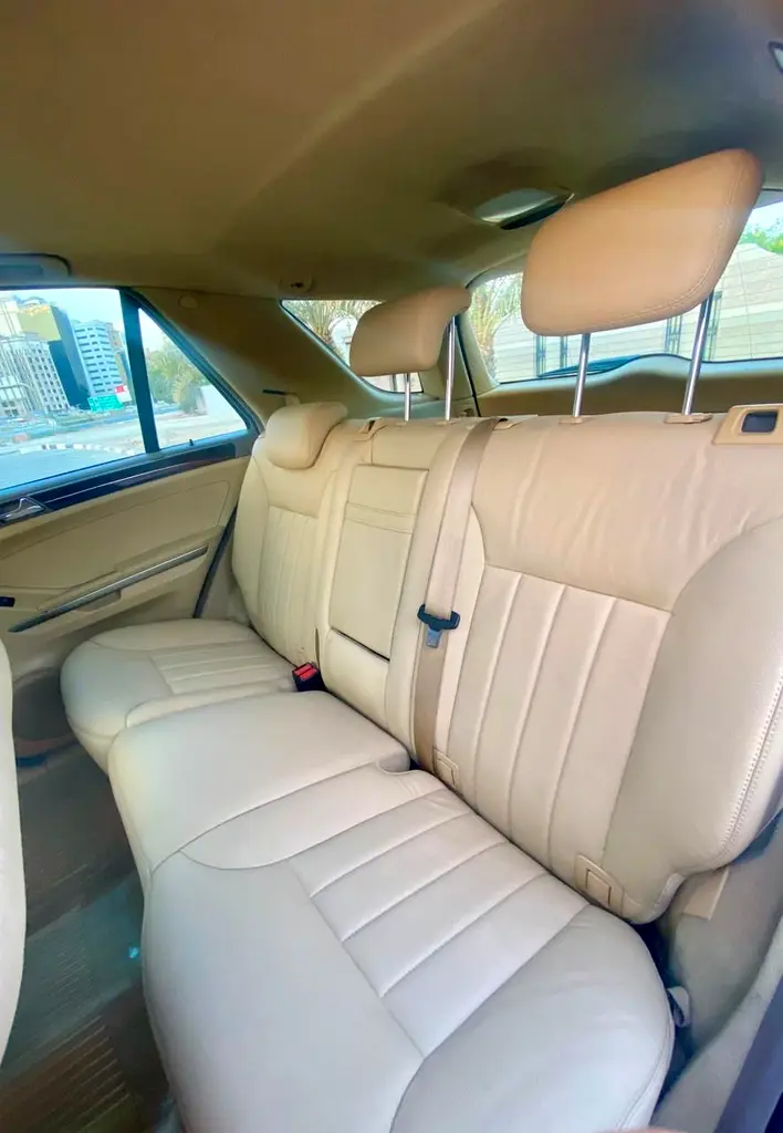 2006 MERCEDES ML-350 AMG 4MATIC  || GCC FULL AGENCY SERVICE || ORIGINAL PAINT || ONE OWNER ONLY - Image 17