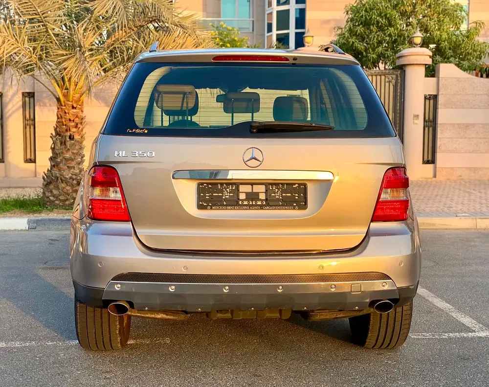 2006 MERCEDES ML-350 AMG 4MATIC  || GCC FULL AGENCY SERVICE || ORIGINAL PAINT || ONE OWNER ONLY - Image 9