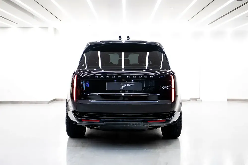 2022 Land Rover Range Rover HSE P530 - GCC Specs - Pristine Condition - WARRANTY AND SERVICE - AL TA - Image 6