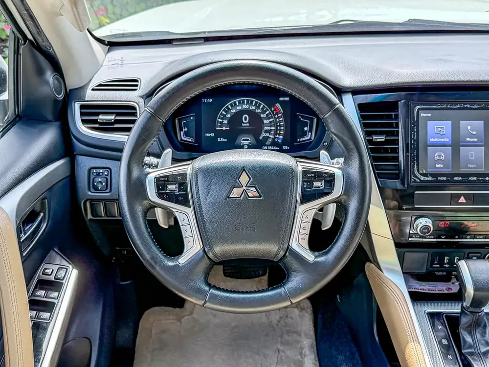 MITSUBISHI MONTERO SPORT 2023 GCC (81,844KM) - Image 11