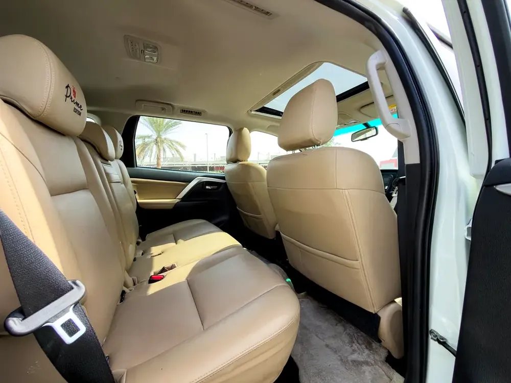 MITSUBISHI MONTERO SPORT 2023 GCC (81,844KM) - Image 14