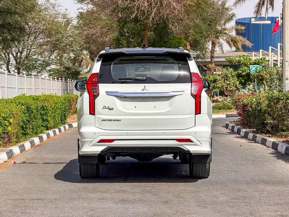 MITSUBISHI MONTERO SPORT 2023 GCC (81,844KM) - Image 6