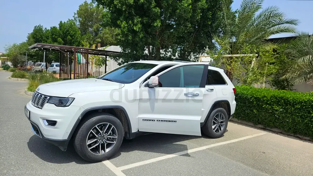2020 Jeep Grand Cherokee Limited | 73K KM | No Accidents | Full Service | Excellent Condition - Image 4