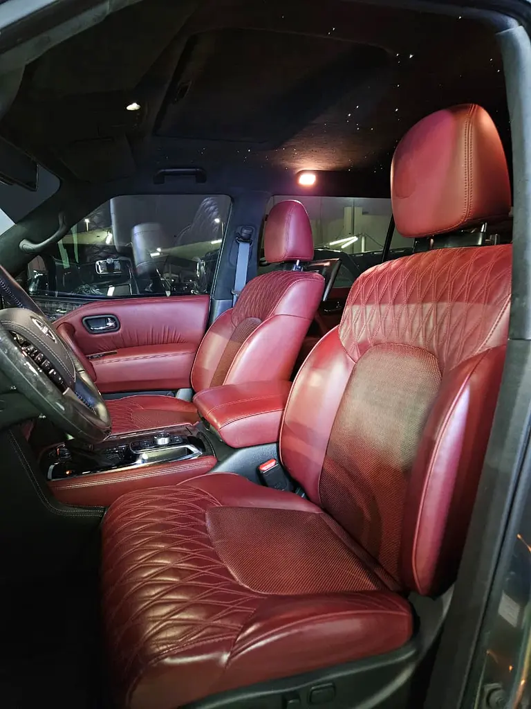 Nissan Patrol Platinum 2023 | V8 400hp | GCC | VIP Custom Interior | Starlight Ceiling - Image 11