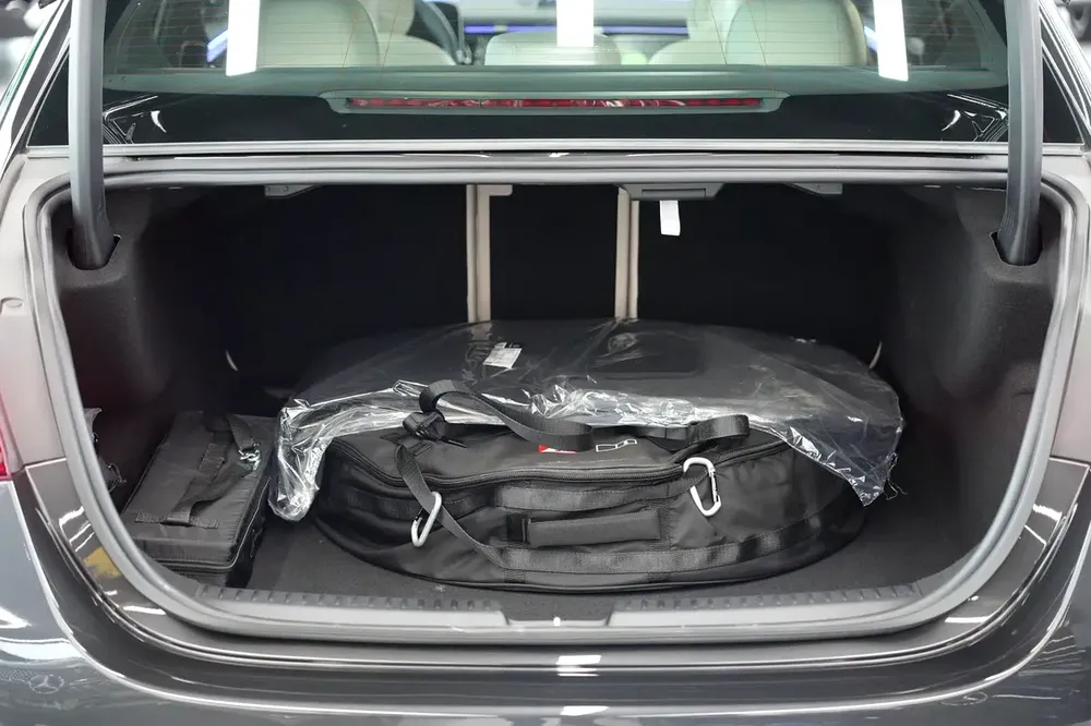 Mercedes-Benz E 300 2026 GCC Specs - Brand New - Image 20