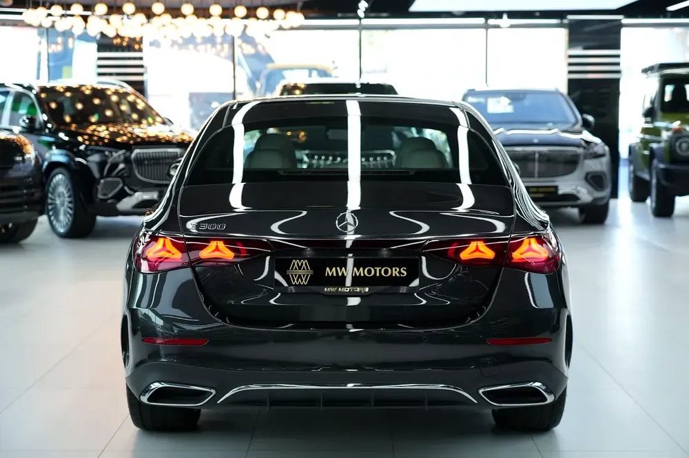 Mercedes-Benz E 300 2026 GCC Specs - Brand New - Image 5