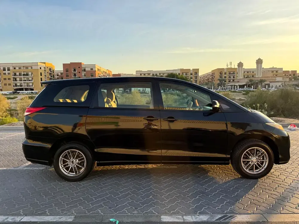 Toyota Previa 2014 GL GCC Specs - Image 4