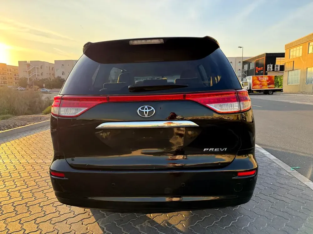 Toyota Previa 2014 GL GCC Specs - Image 6