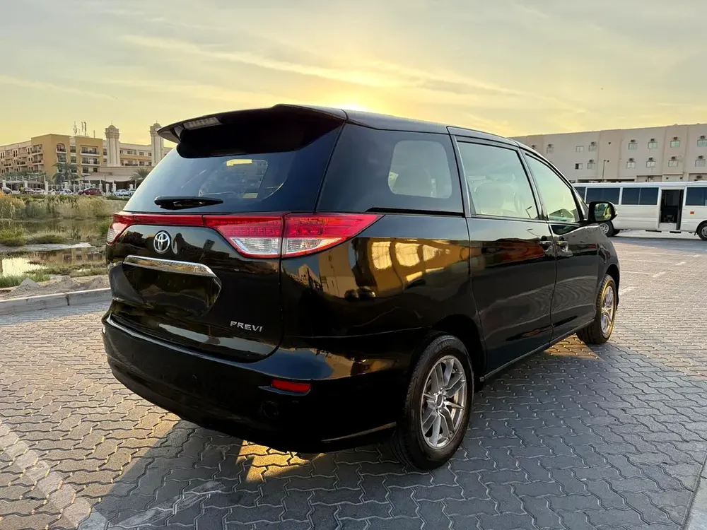 Toyota Previa 2014 GL GCC Specs - Image 7