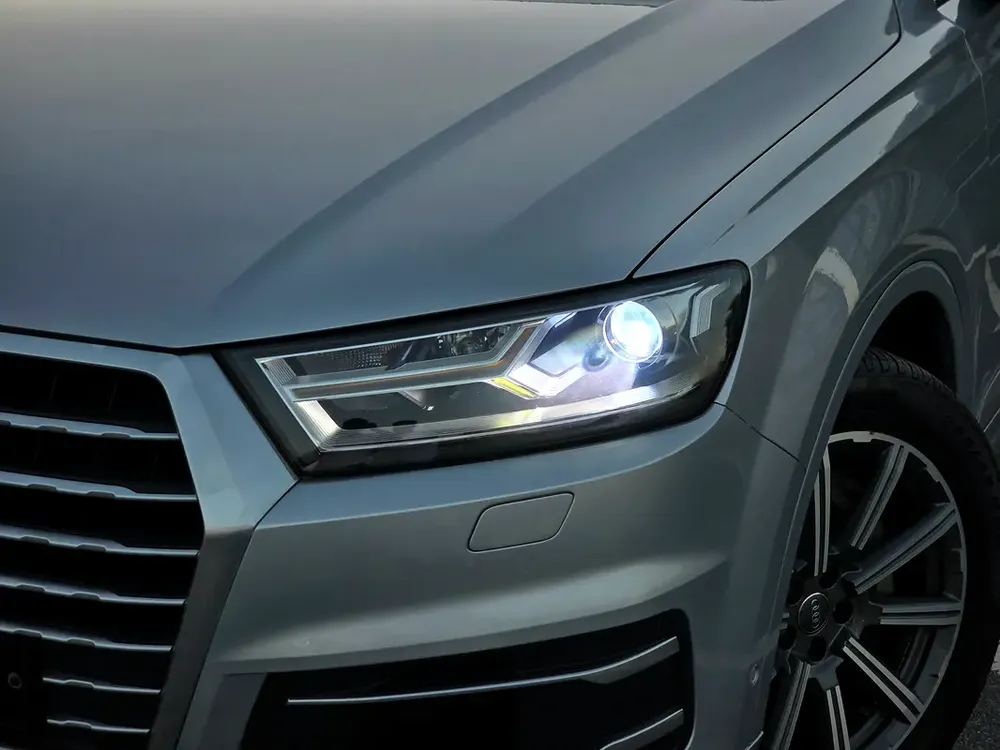 Audi Q7 2018 45TFSI Quattro | 3.0L - 6 Cylinder | 2 Keys | Full Service History | Single Owner | GCC - Image 5