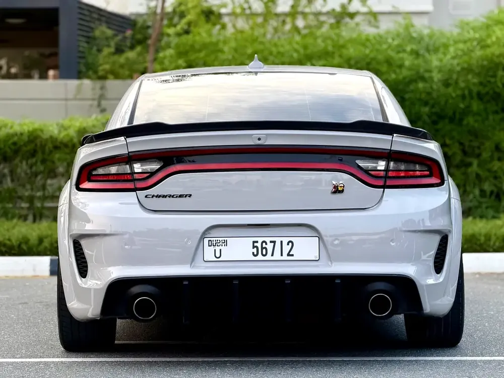 2019 Dodge Charger 6.4L SRT8 Super Bee - In Amazing Condition - Image 8