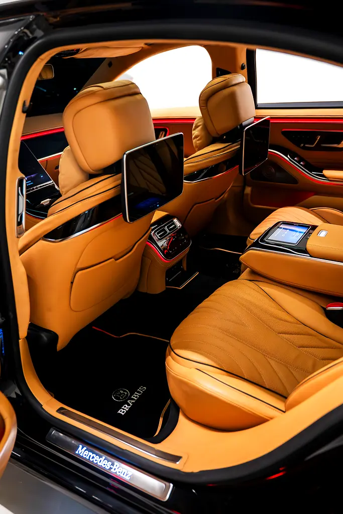 AED 4527 PM | MERCEDES S580 2021 | BRABUS KIT | WELL MAINTAINED | 1 YEAR WARRANTY - Image 14